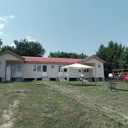 Pensiune Krimski And *